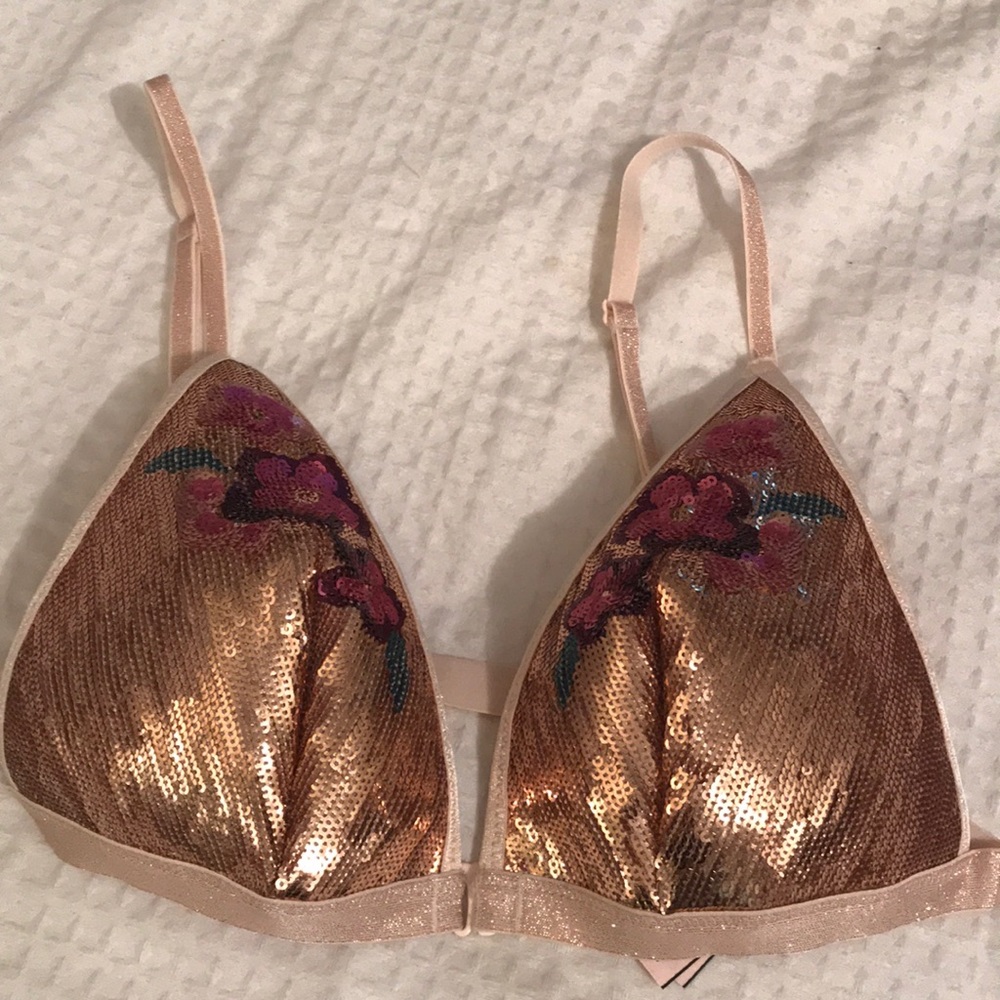New! Victoria Secret Sequence Bra - Picture 10 of 10